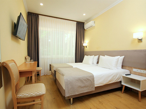 Санаторий «Родник», Кисловодск. Основной корпус, номера